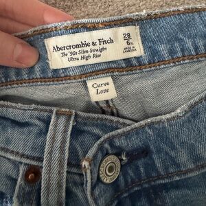 Abercrombie & Fitch Women's ‘90s Slim Straight Ultra High Rise Jeans